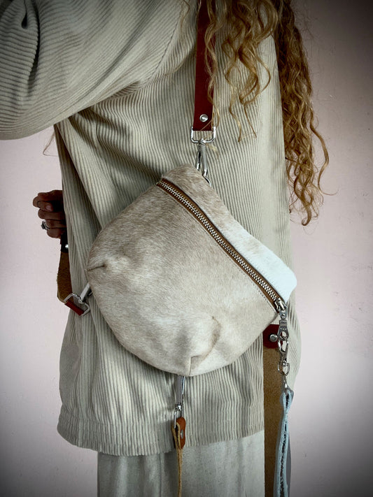 Pocket Bag White and Beige Hair-On Hide