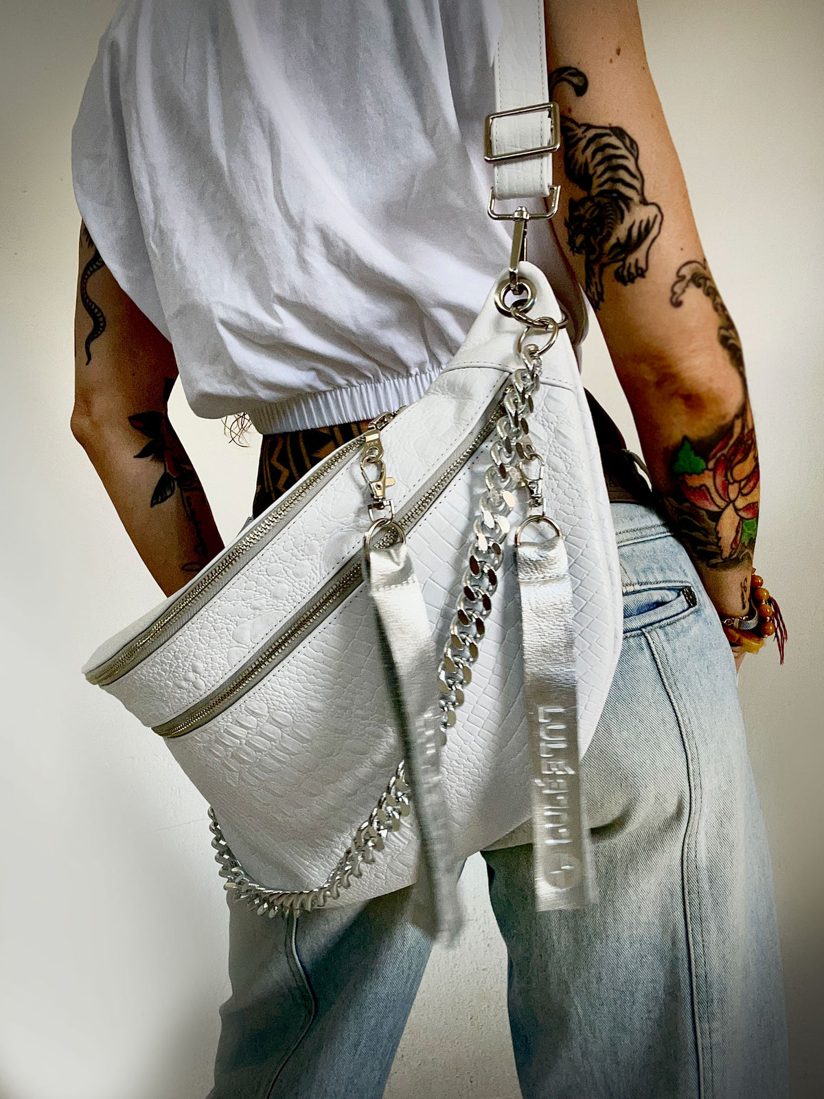 Hendrix Bag White Croc-Embossed